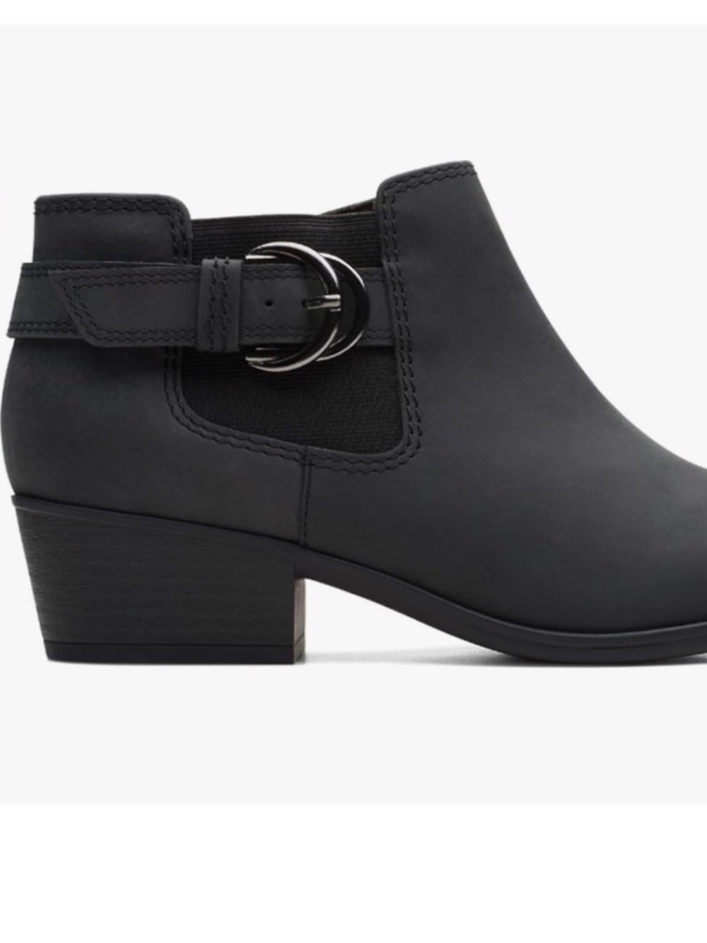 NWT Clarks Leather Ankle Booties Shoes